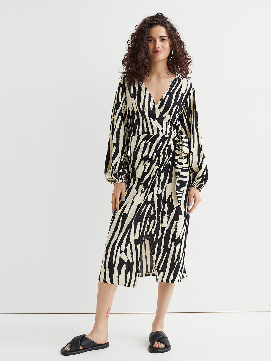 

H&M Women Black & White Patterned Wrap Dress