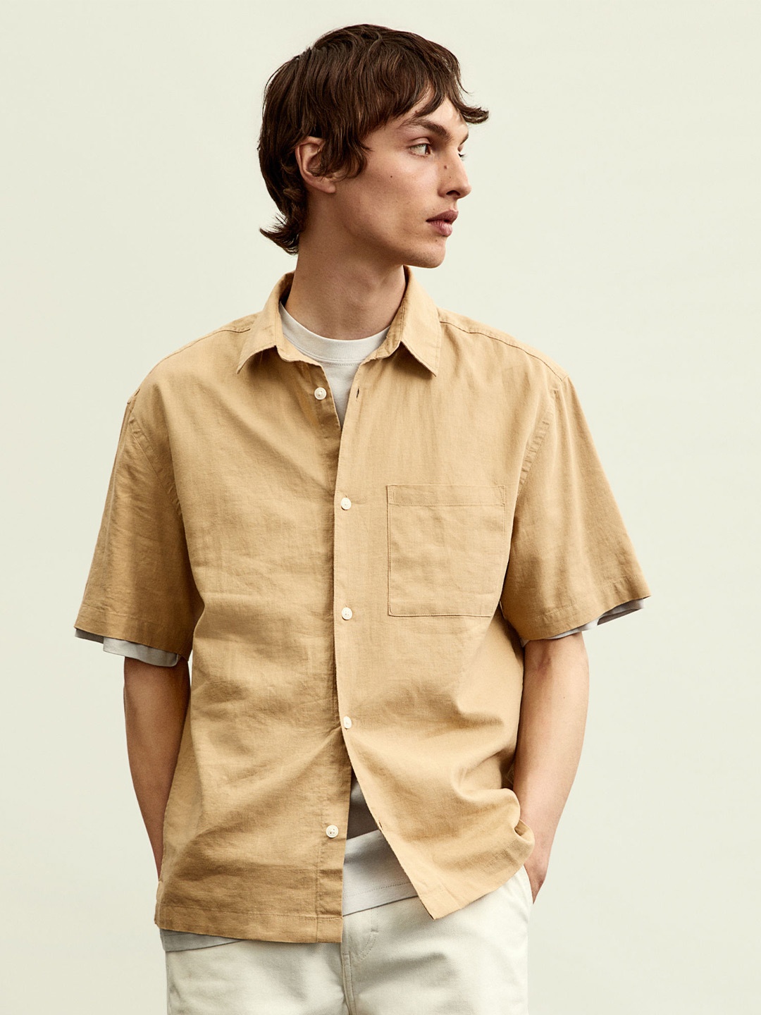 

H&M Beige Relaxed Fit Short-Sleeved Linen-Blend Shirt