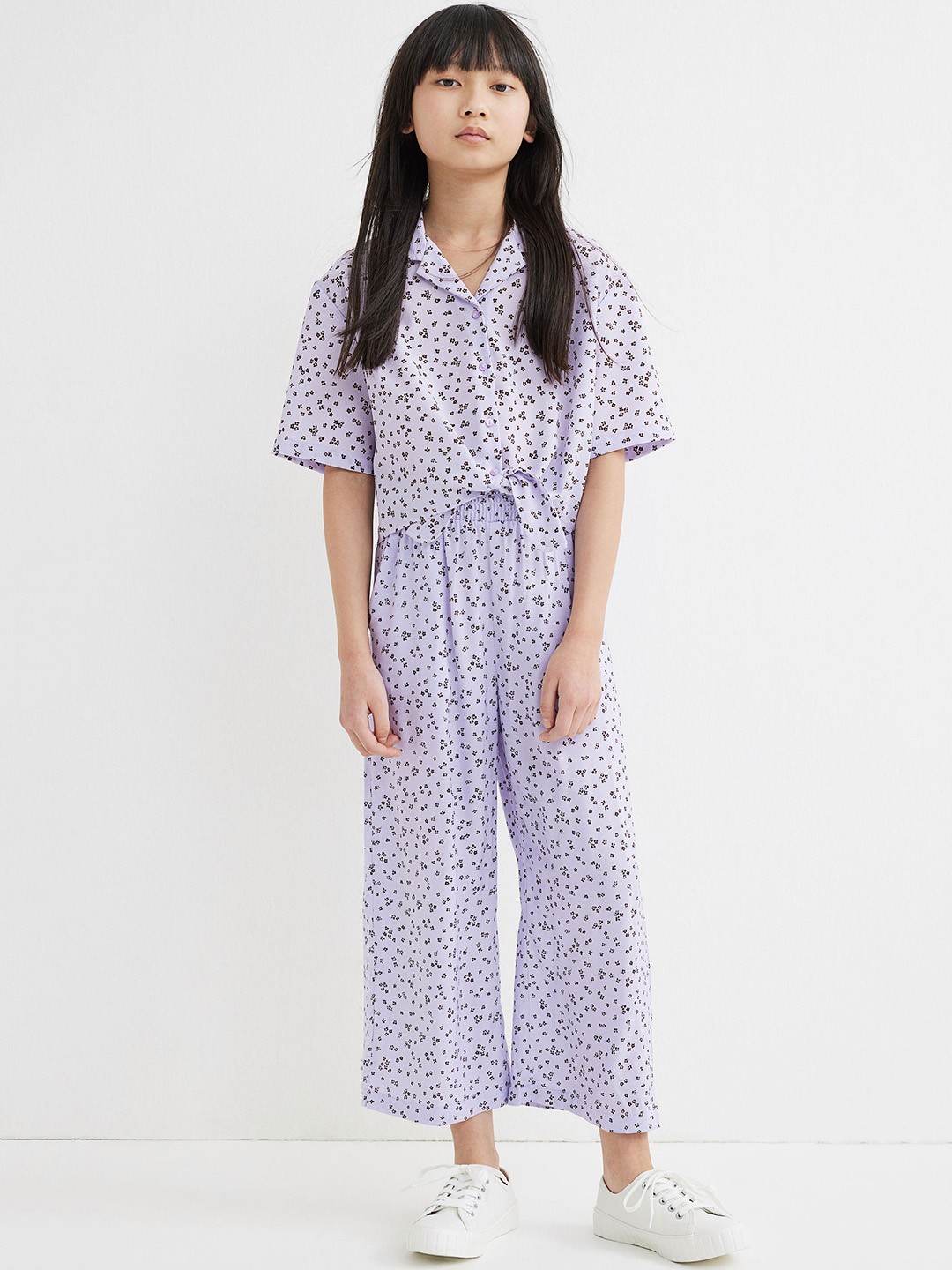 

H&M Girls Purple & White Printed Loose Fit Wide Trousers