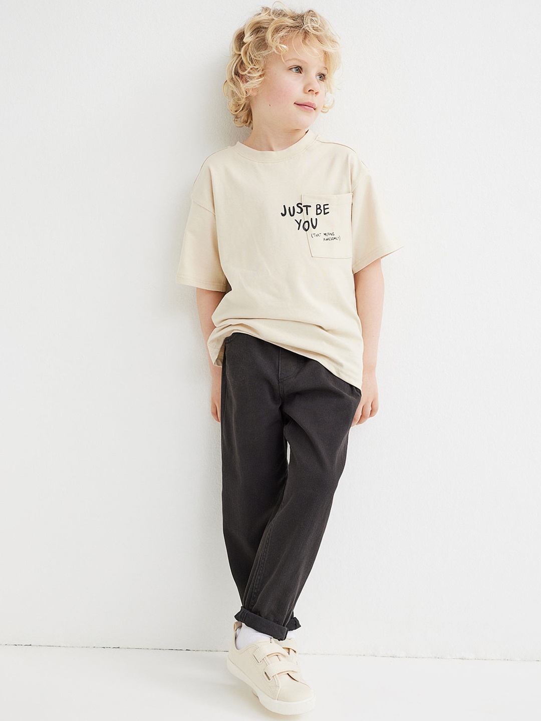 

H&M Boys 2 Piece Beige Cotton Set