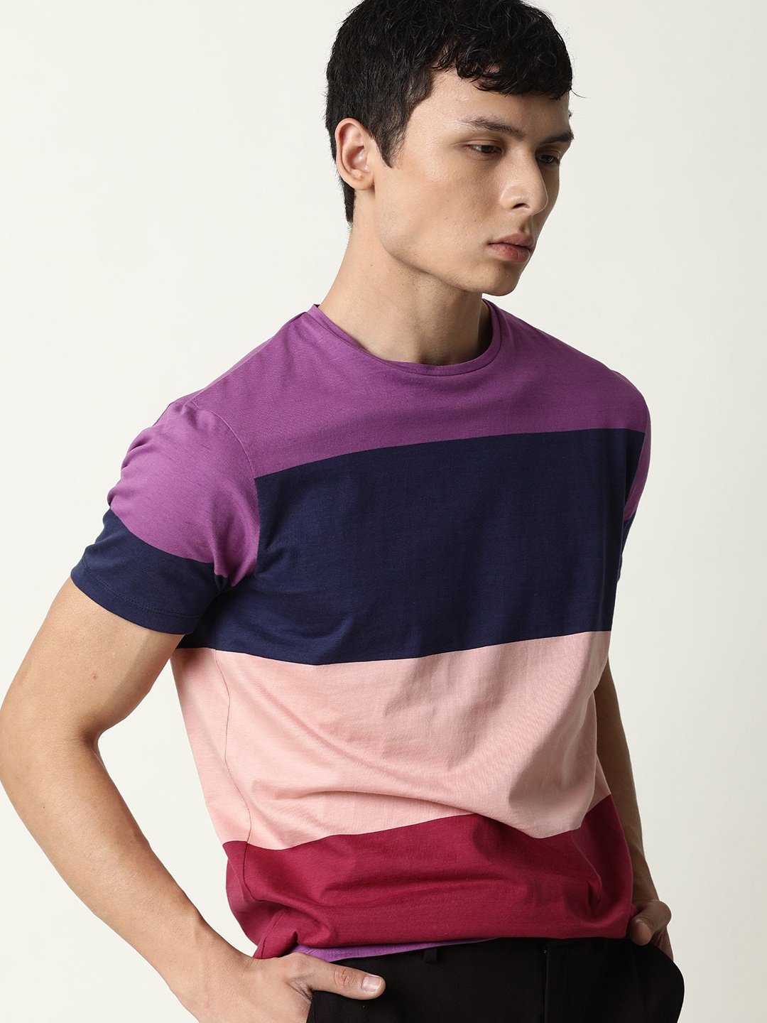 

RARE RABBIT Men Purple Colourblocked Pure Cotton Slim Fit T-shirt