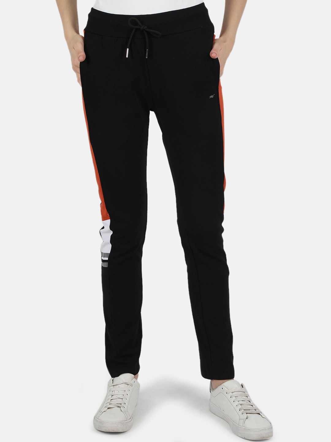 

Monte Carlo Women Black Solid Cotton Slim-Fit Track Pants