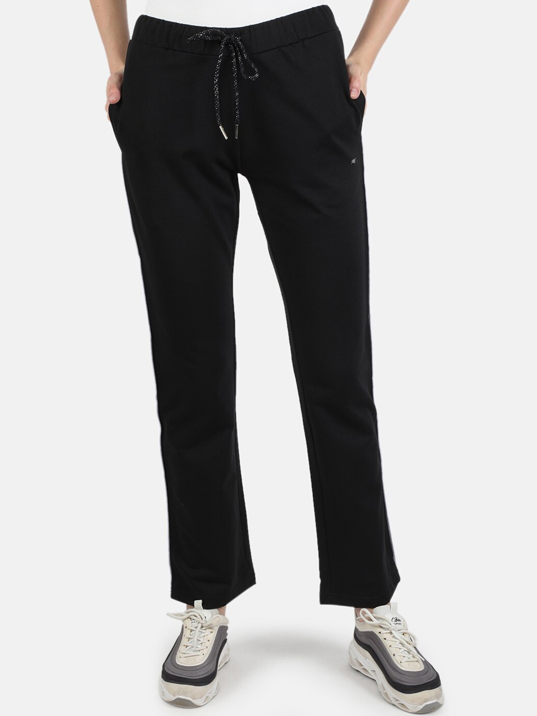 

Monte Carlo Women Black Solid Slim-Fit Track Pants