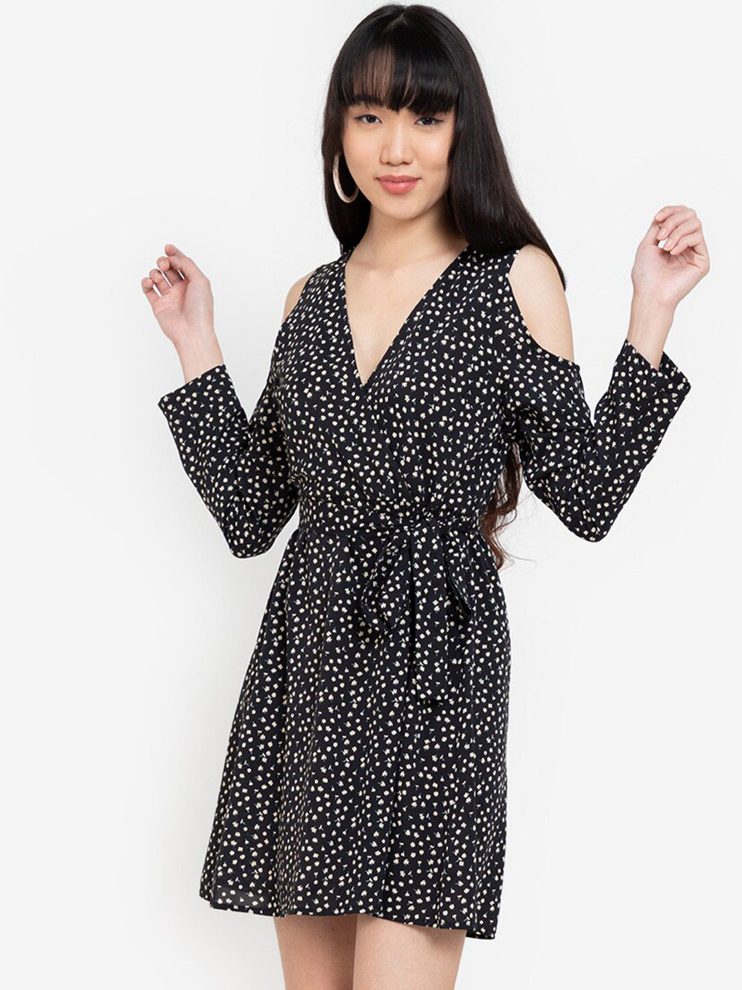 

ZALORA BASICS Women Multicoloured Cold-Shoulder Wrap Dress, Black