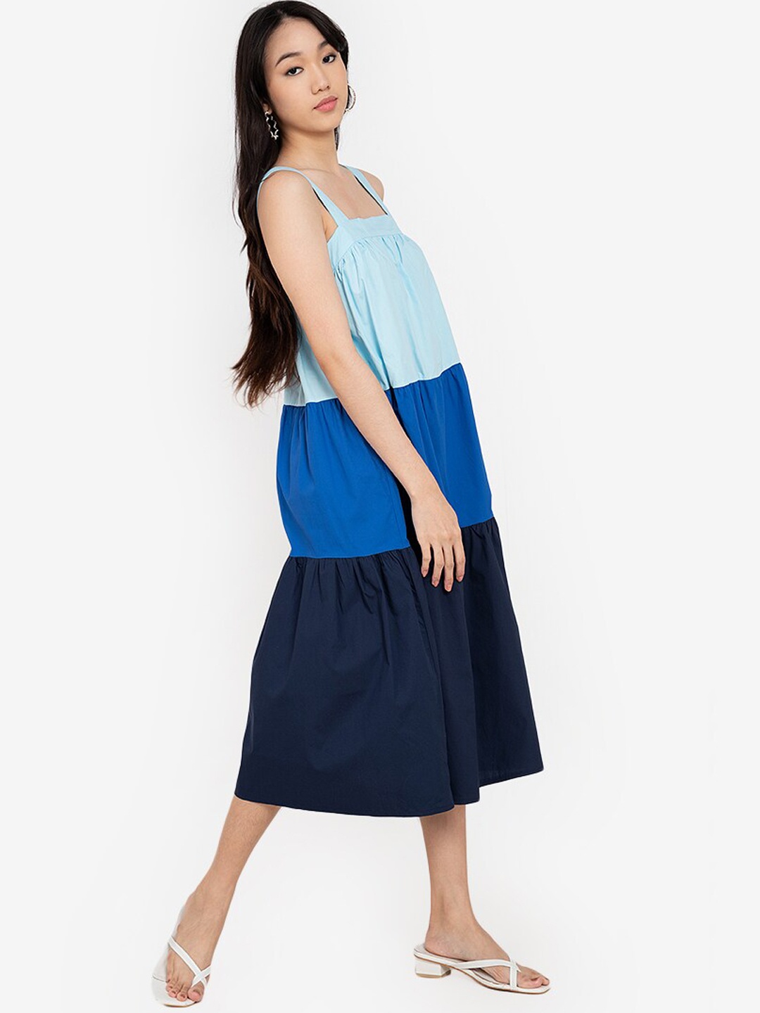 

ZALORA BASICS Women Blue & Navy Blue Colourblocked A-Line Midi Dress