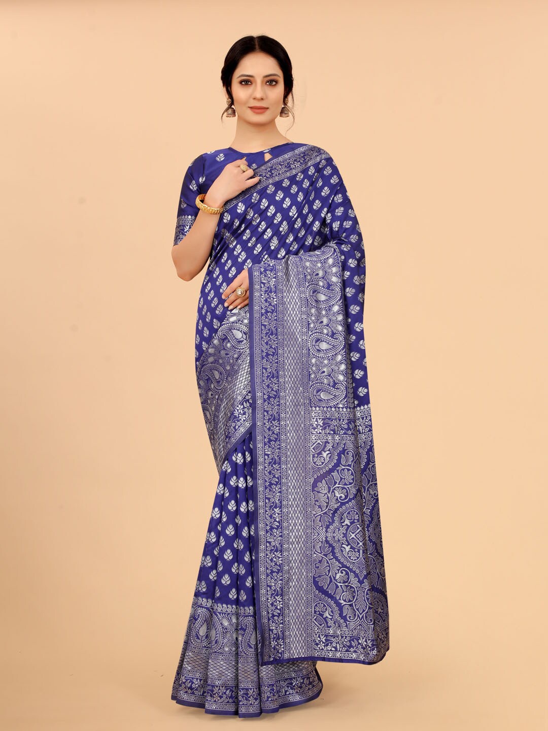 

SATYAM WEAVES Blue & Silver-Toned Woven Design Zari Silk Cotton Banarasi Saree
