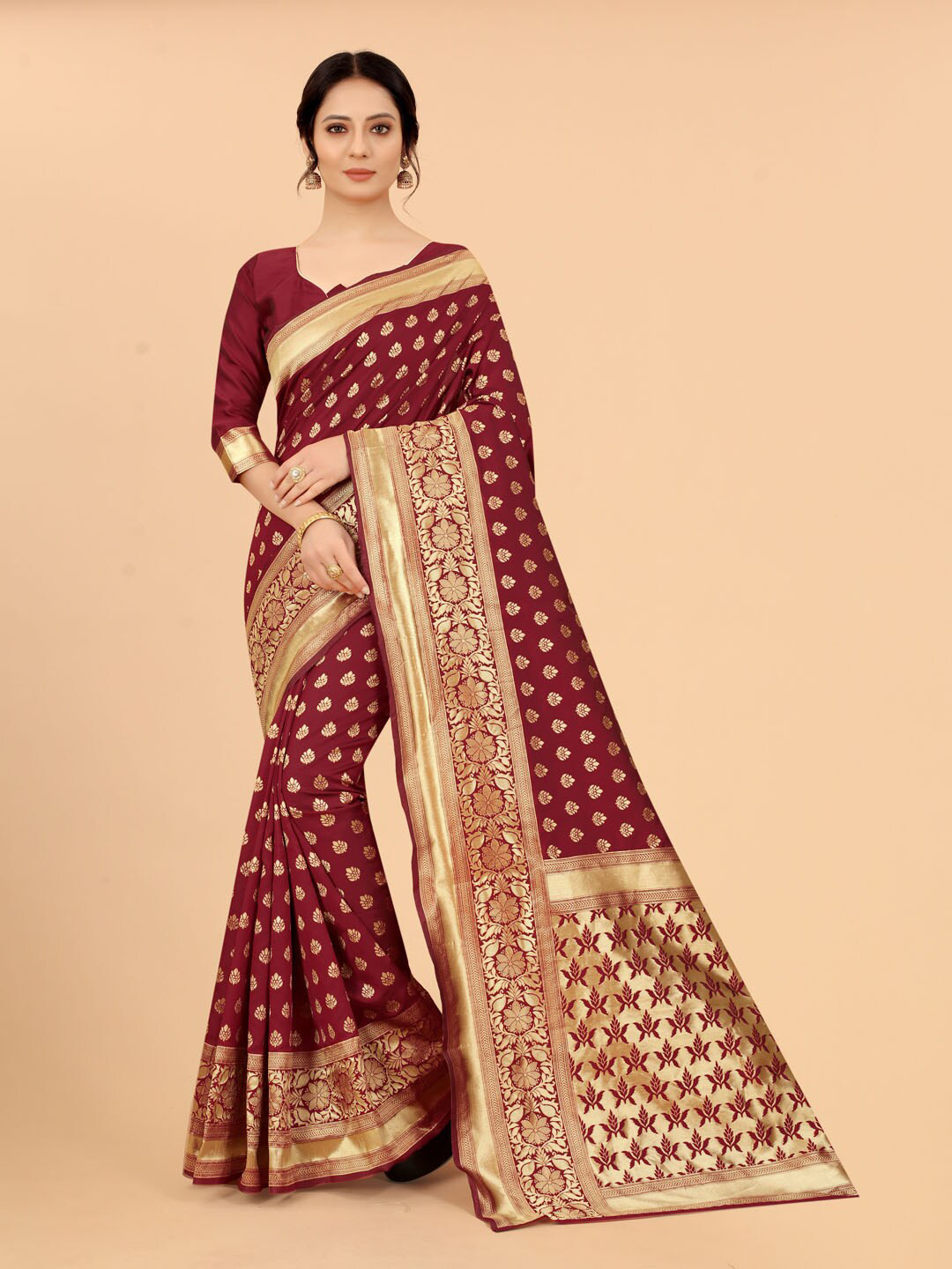 

SATYAM WEAVES Maroon & Gold-Toned Woven Design Zari Silk Cotton Banarasi Saree