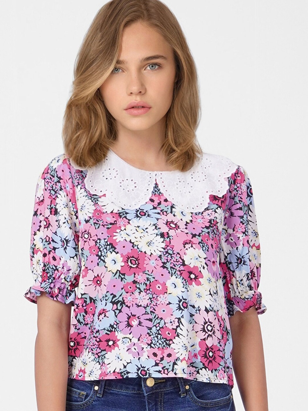 

ONLY Pink & Black Floral Print Peter Pan Collar Crop Top