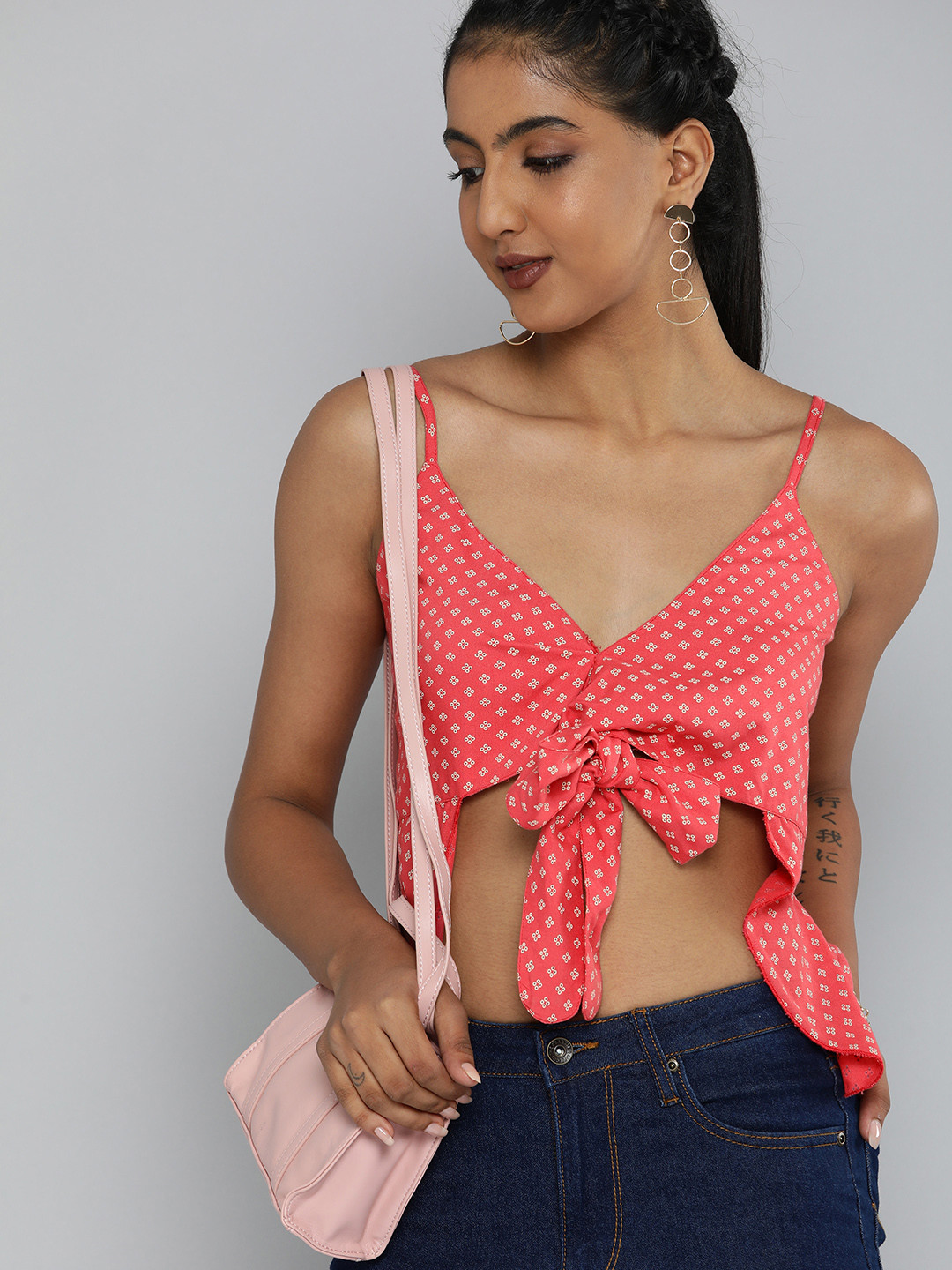 

MAGRE Pink Floral Print Georgette Cinched Waist Crop Top