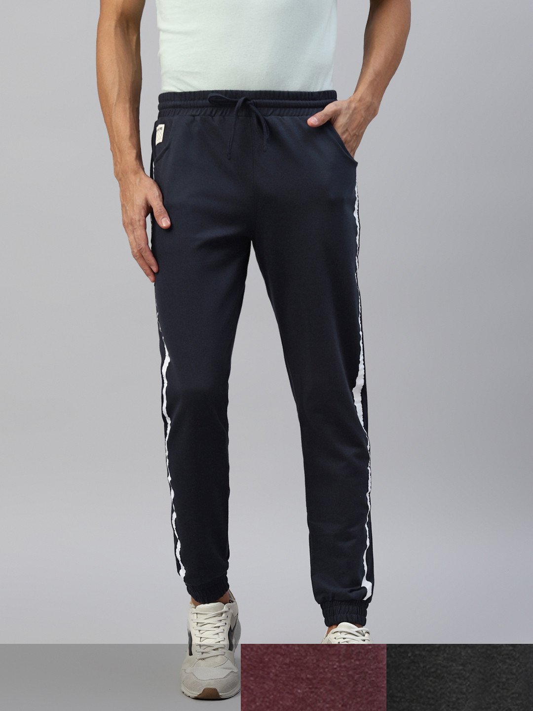 

Hubberholme Men Pack of 3 Solid Slim Fit Joggers, Navy blue