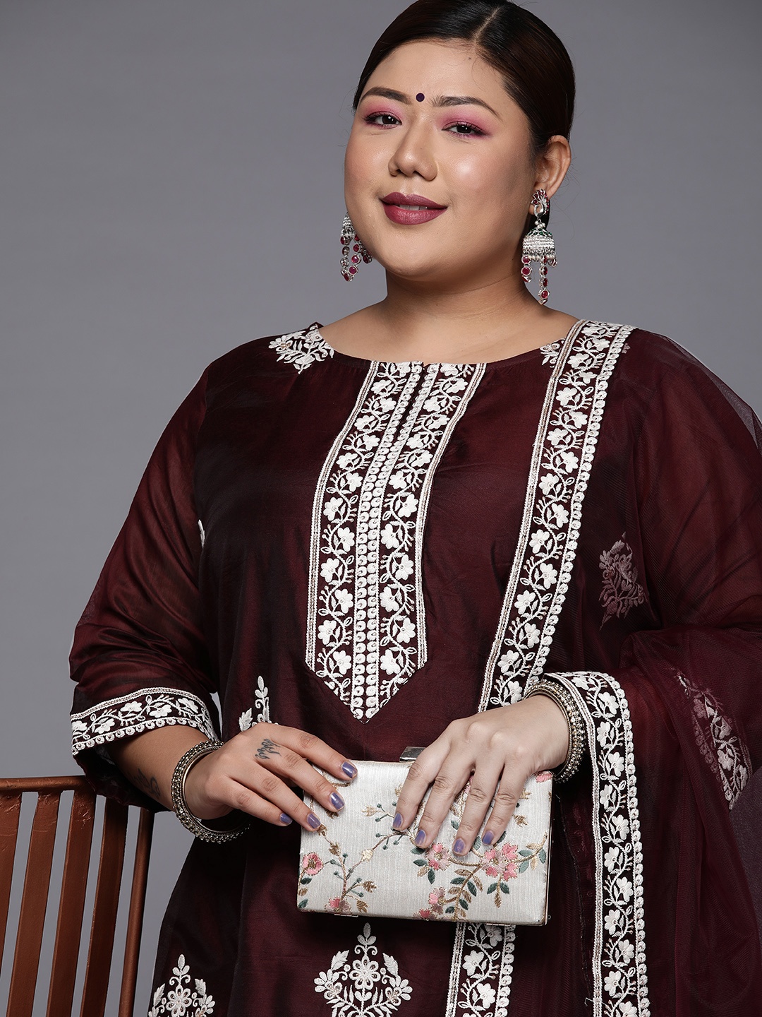 

INDDUS PLUS Plus Size Burgundy & White Embroidered Straight Kurta with Trousers Dupatta