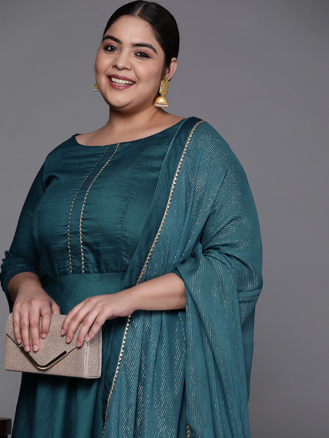 

INDDUS PLUS Women Teal Green Gotta Patti Kurta with Trousers & With Dupatta