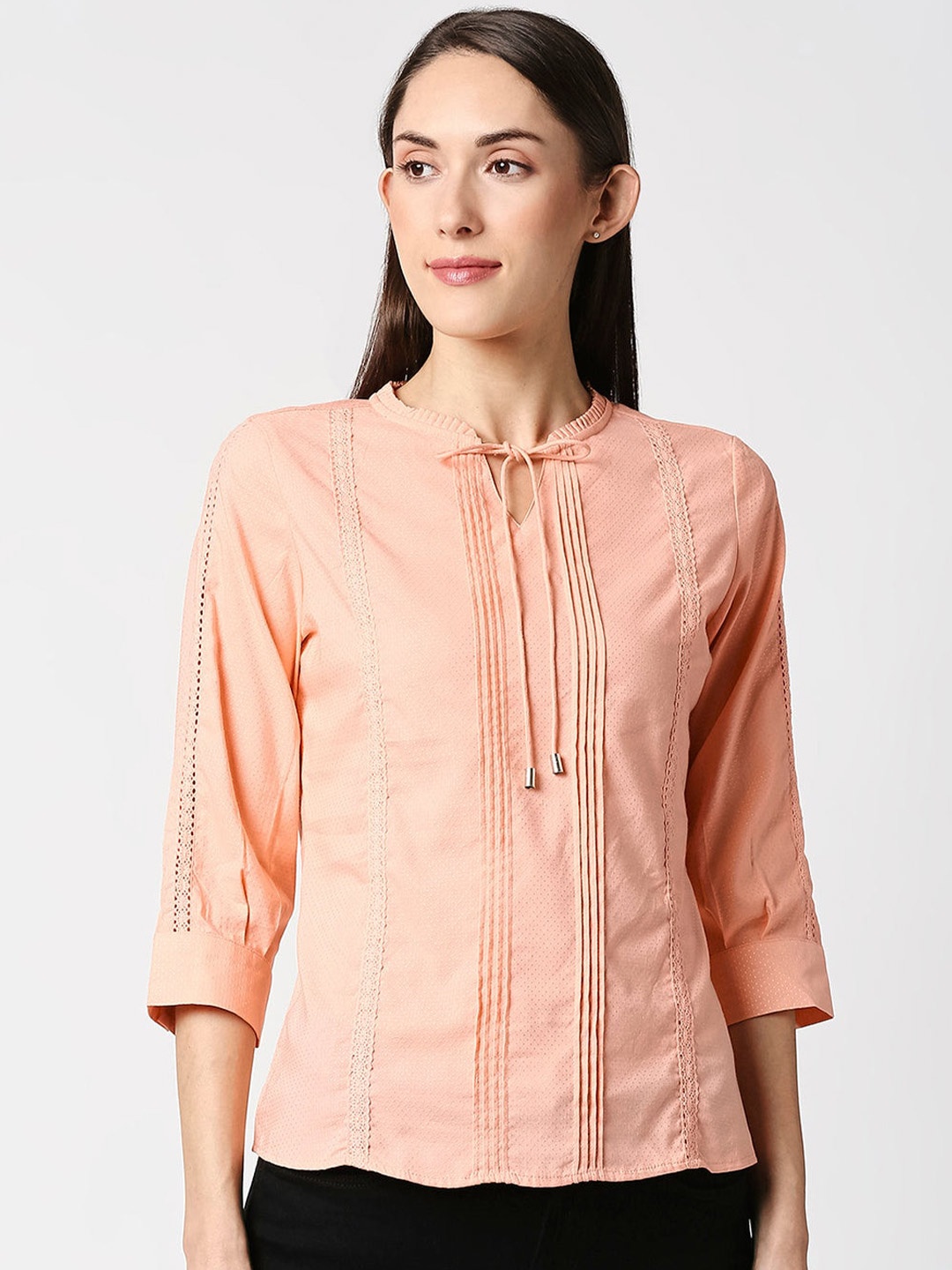 

Kraus Jeans Peach-Coloured Tie-Up Neck Top