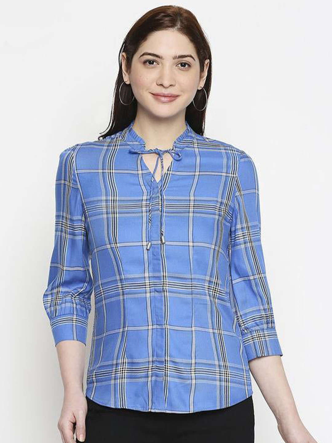 

Kraus Jeans Blue Checked Tie-Up Neck Shirt Style Top