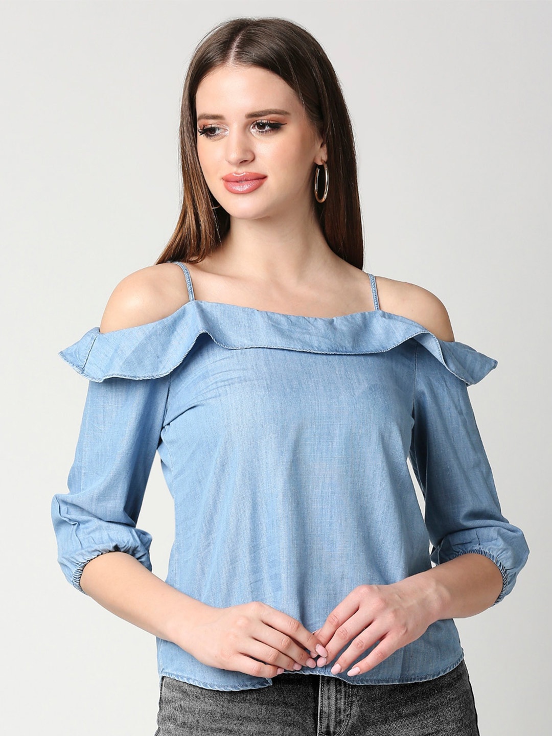 

Kraus Jeans Blue Off-Shoulder Top