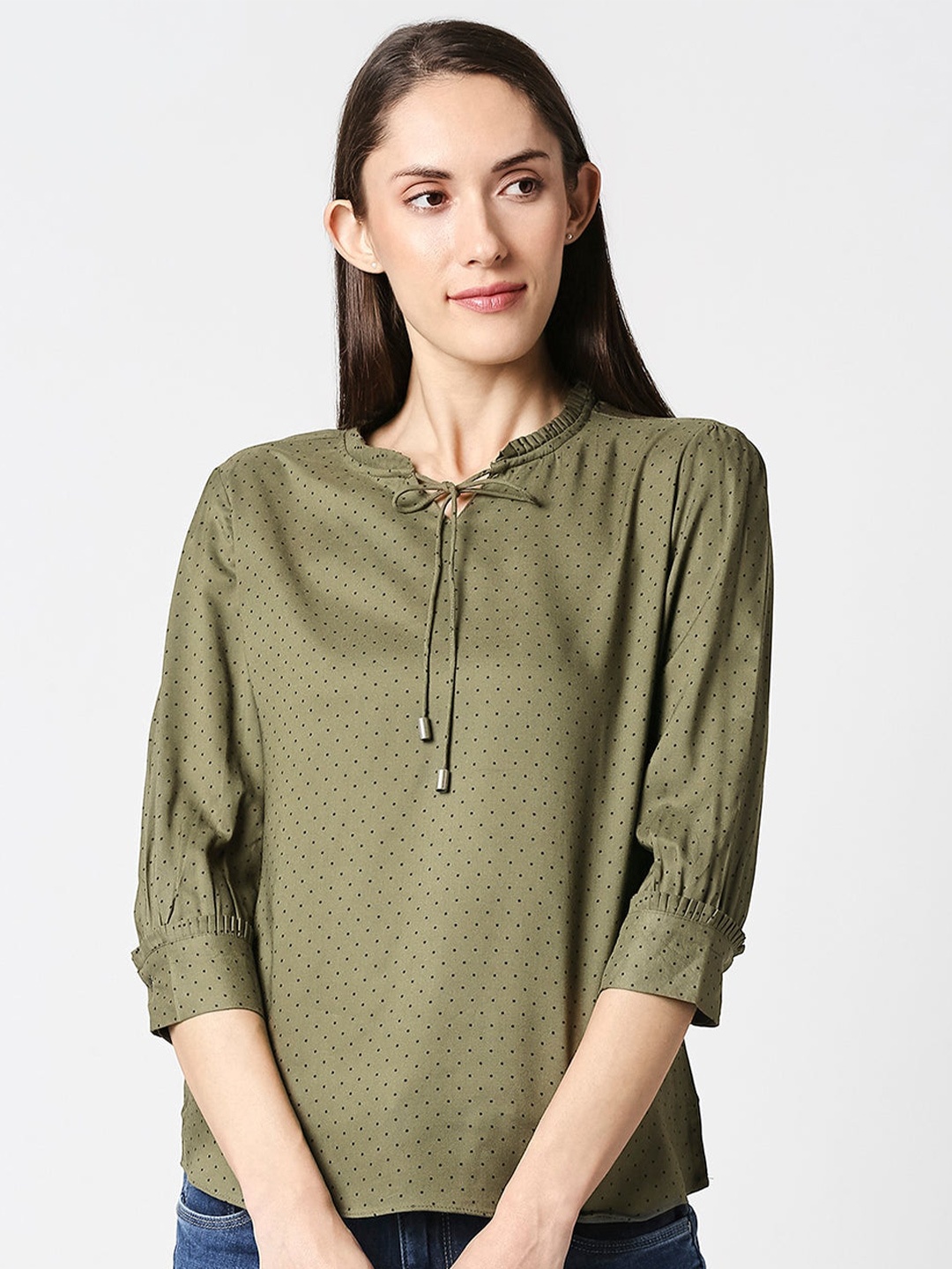 

Kraus Jeans Olive Green Print Tie-Up Neck Top