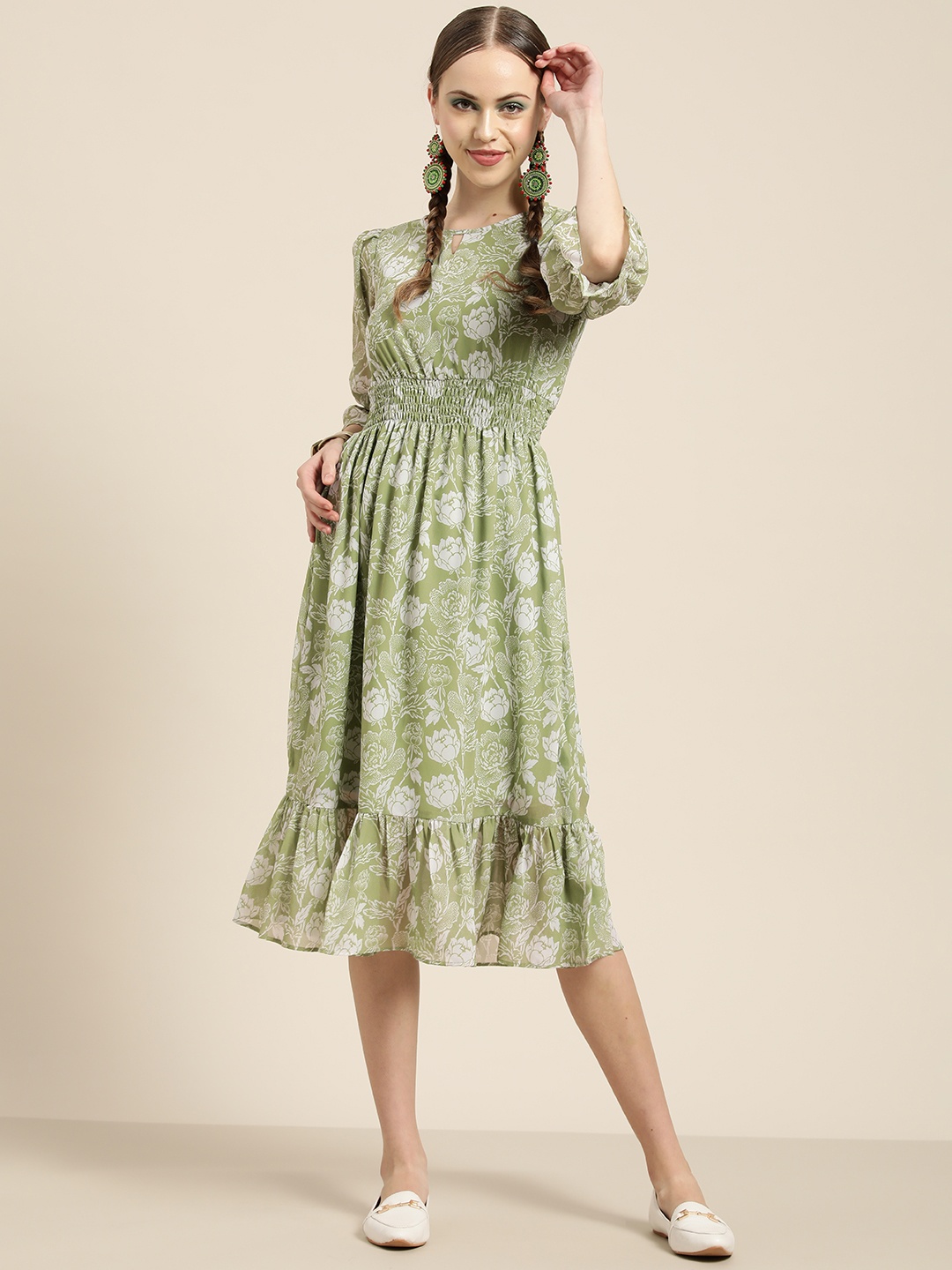 

Sangria Women Green & White Floral Printed Smocked Georgette A-Line Midi Dress