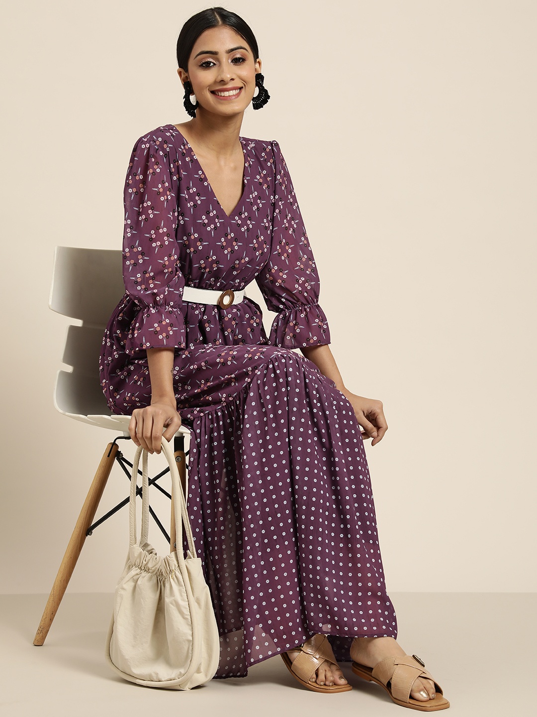 

Sangria Women Burgundy & White Floral Printed Georgette A-Line Maxi Dress