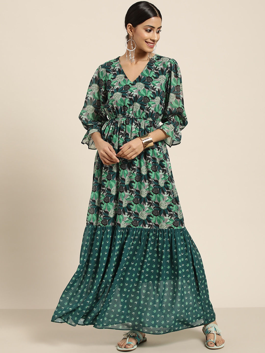 

Sangria Women Green & Black Floral Printed Ethnic Maxi Dress