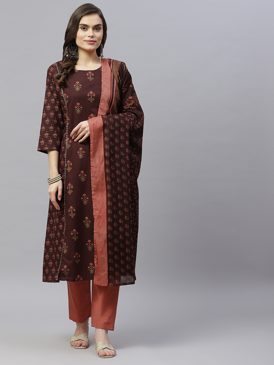 

MIRAVAN Women Maroon Ethnic Motifs Gotta Patti Cotton Kurta with Trousers & Dupatta