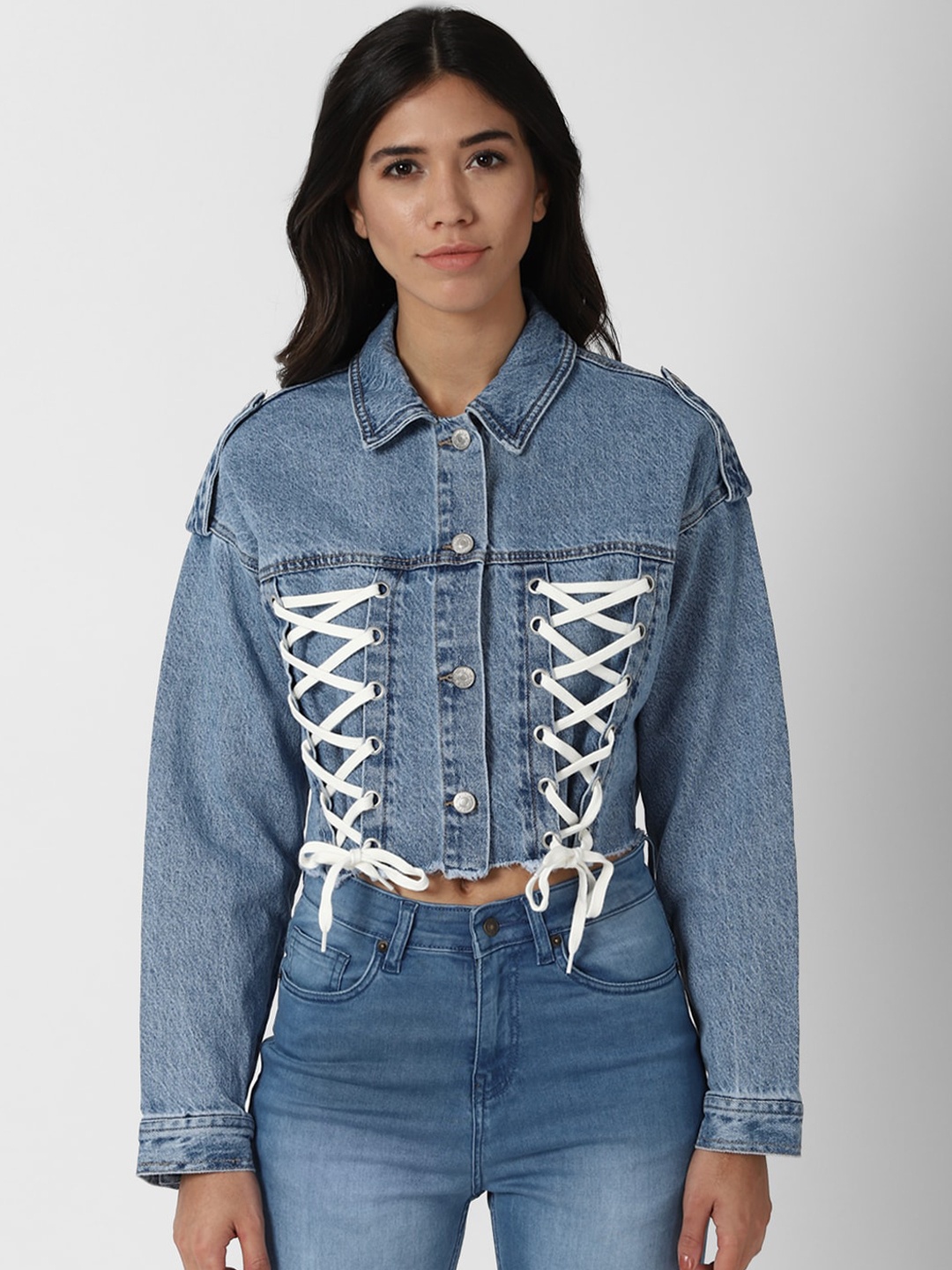 

FOREVER 21 Women Blue Washed Crop Pure Cotton Denim Jacket