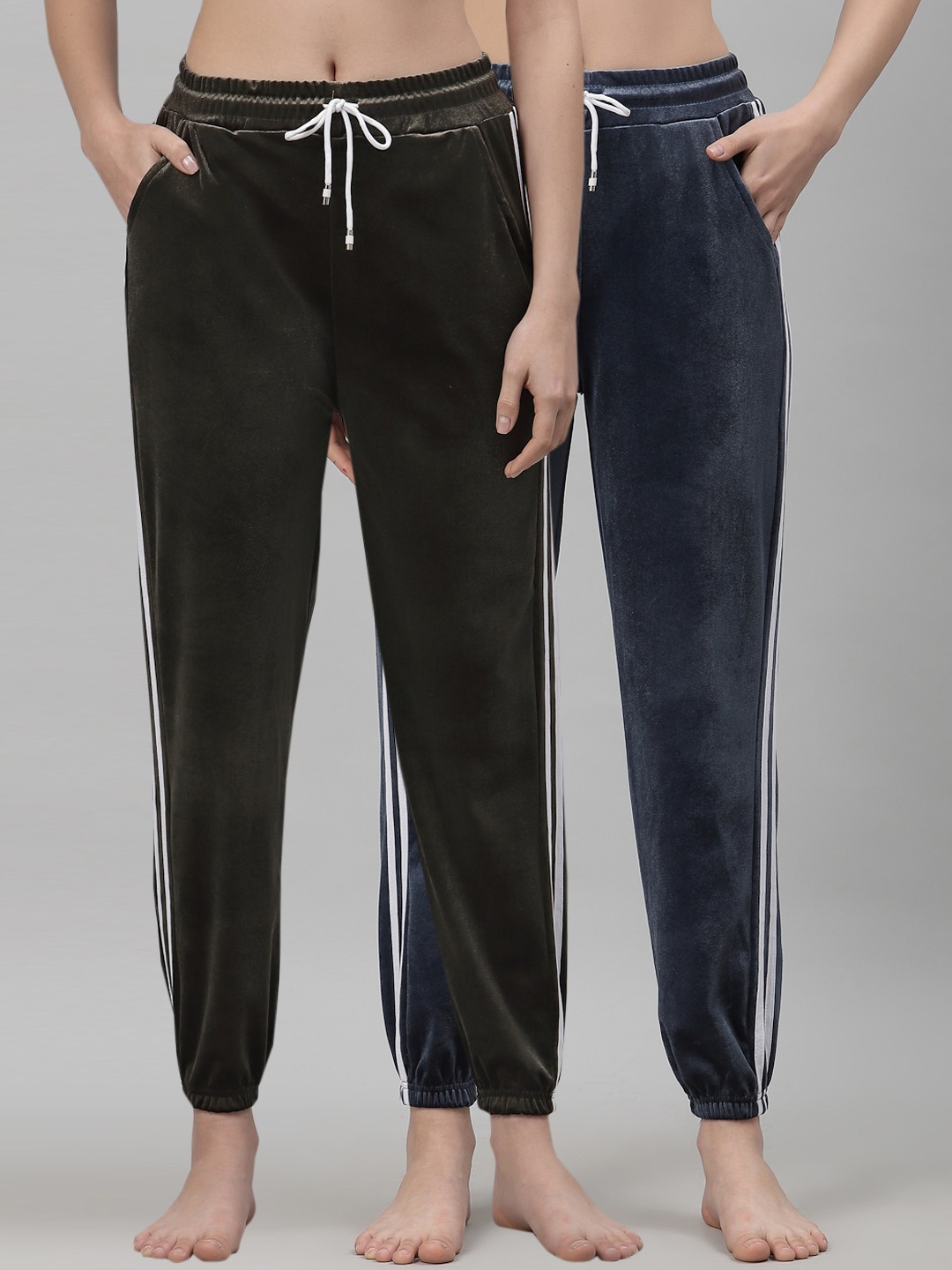

NEUDIS Women Blue & Olive Green Pack Of 2 Solid Lounge Pants