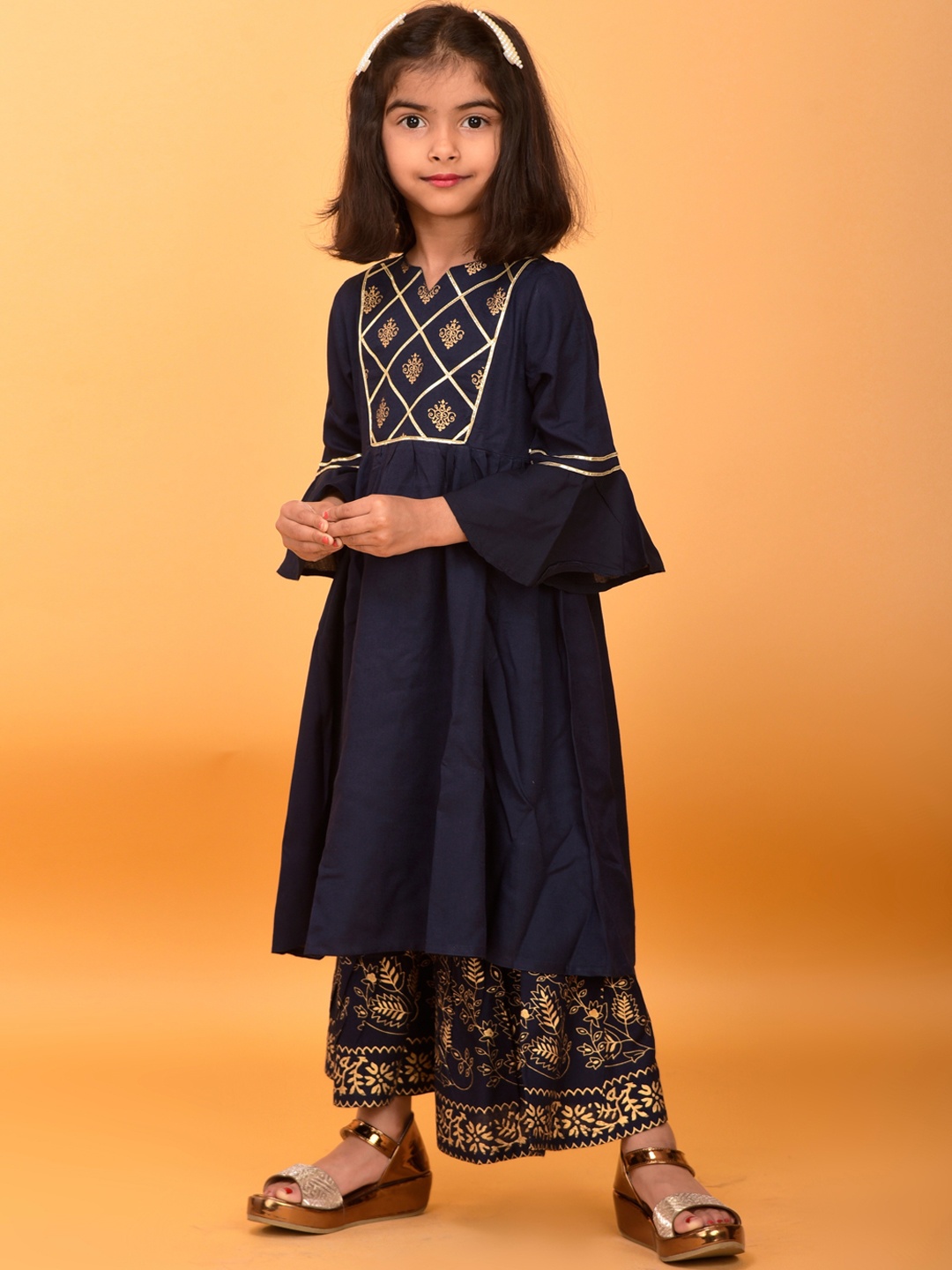 

misbis Girls Blue Floral Printed High Slit Kurti with Skirt