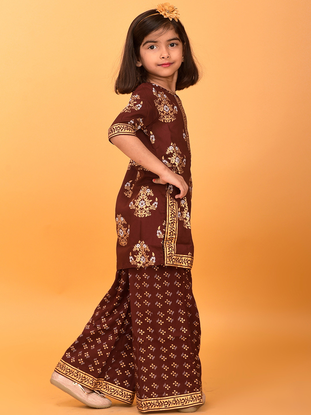 

misbis Girls Maroon Ethnic Motifs Printed Kurta with Palazzos