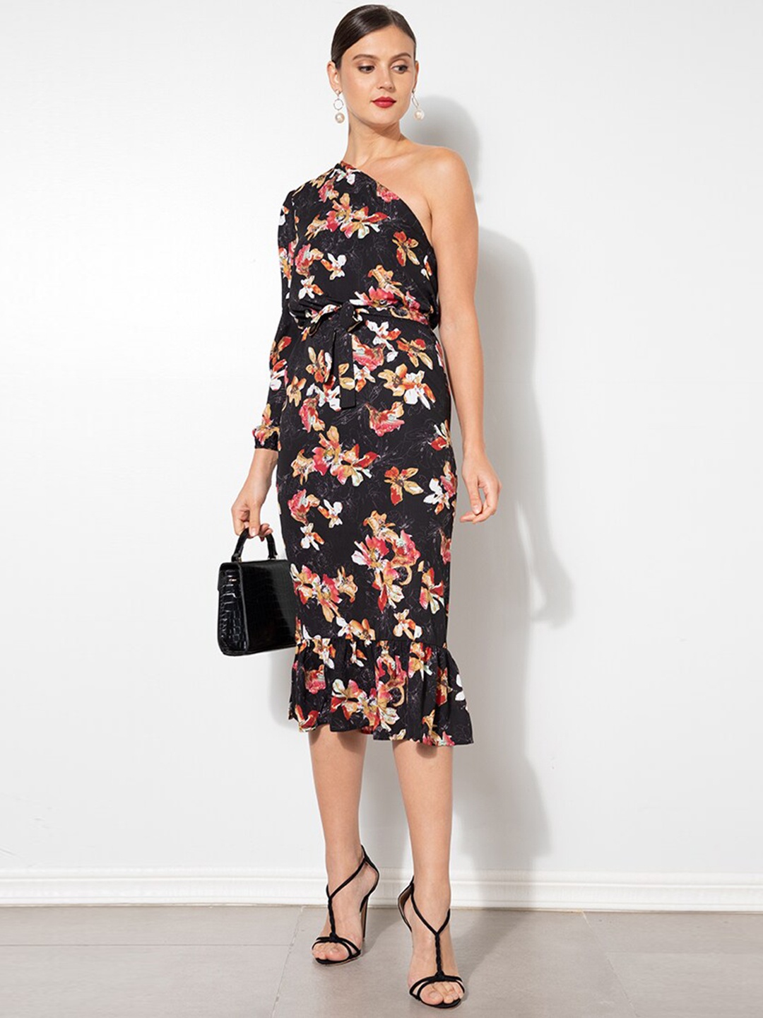 

ZALORA OCCASION Women Black & White Floral One Shoulder Sheath Dress