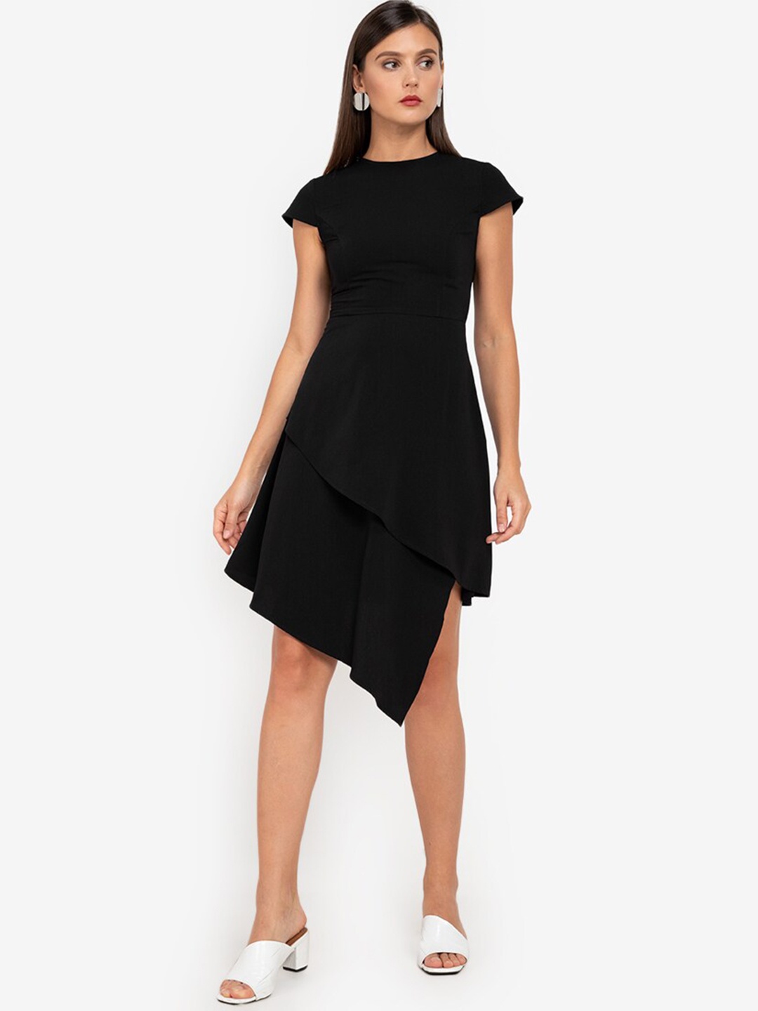 

ZALORA WORK Black Solid Midi Dress