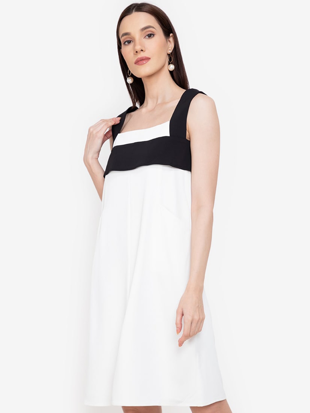 

ZALORA WORK White & Black A-Line Midi Dress