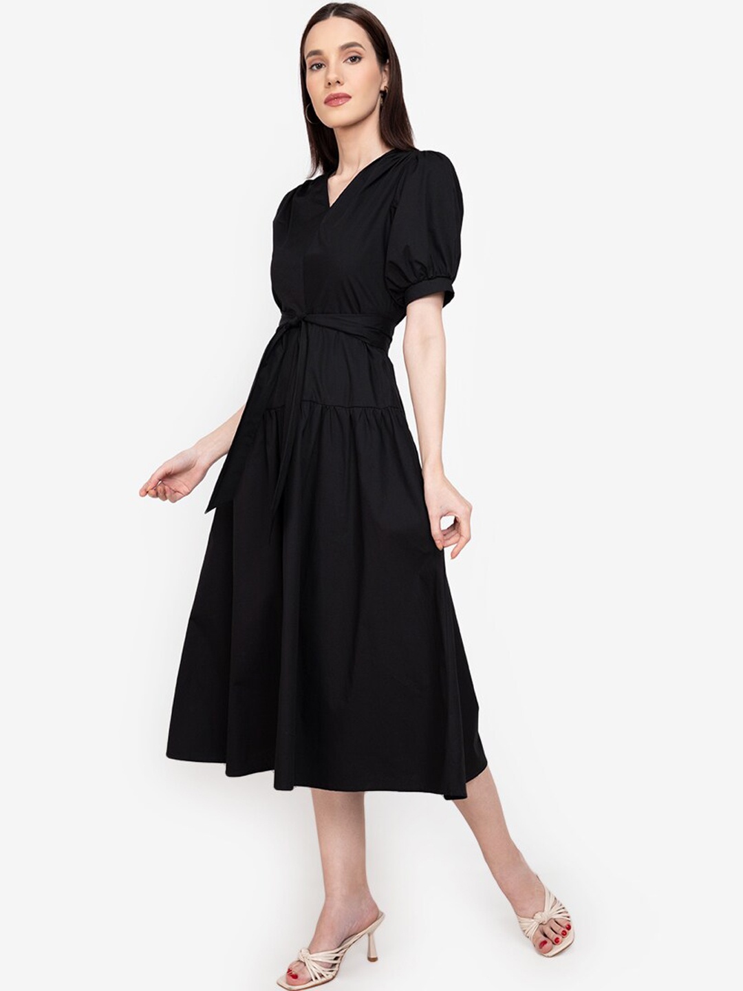 

ZALORA WORK Black Solid Puffed Sleeve A Line Midi Dress