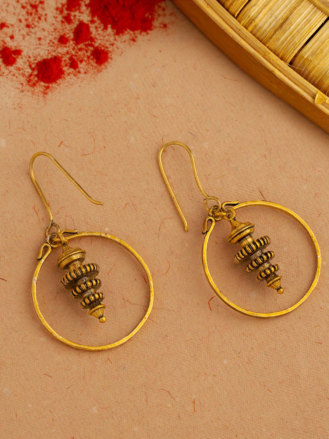 

Voylla Gold-Toned Geometric Hoop Earrings
