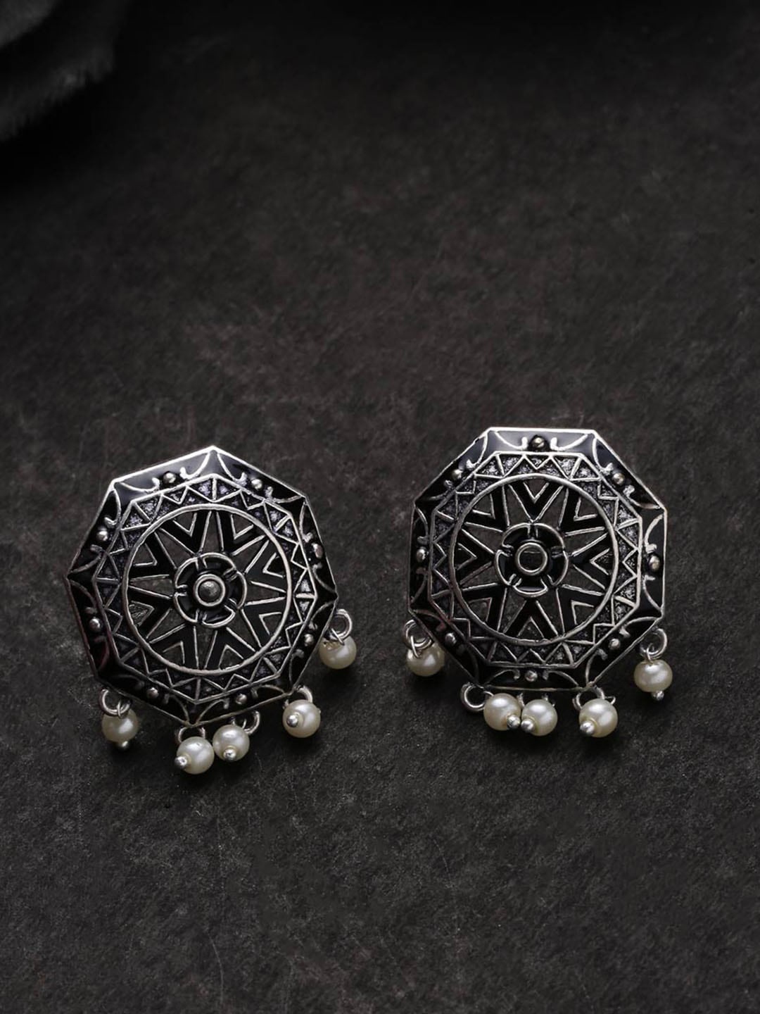 

Voylla Silver-Plated Oxidised Geometric Studs