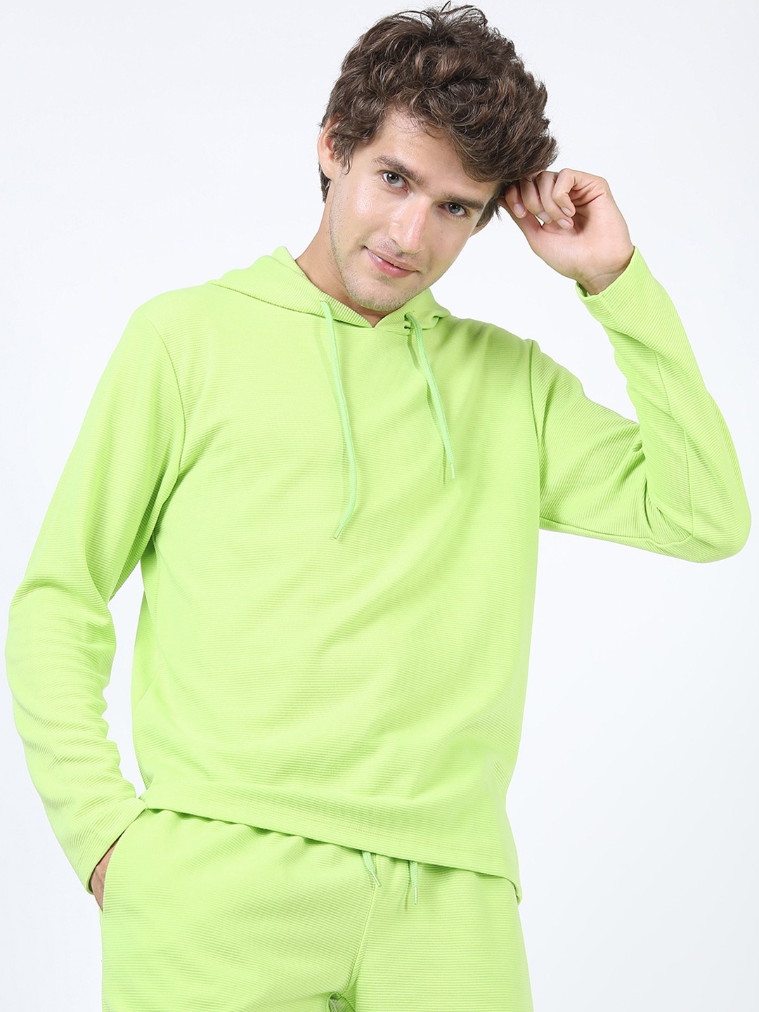 

HIGHLANDER Men Green Regular Fit Structured Hooded T-shirt