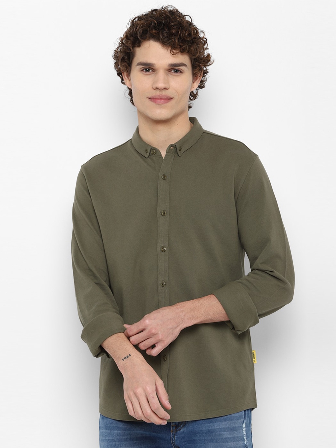 

FOREVER 21 Men Olive Green Solid Cotton Casual Shirt