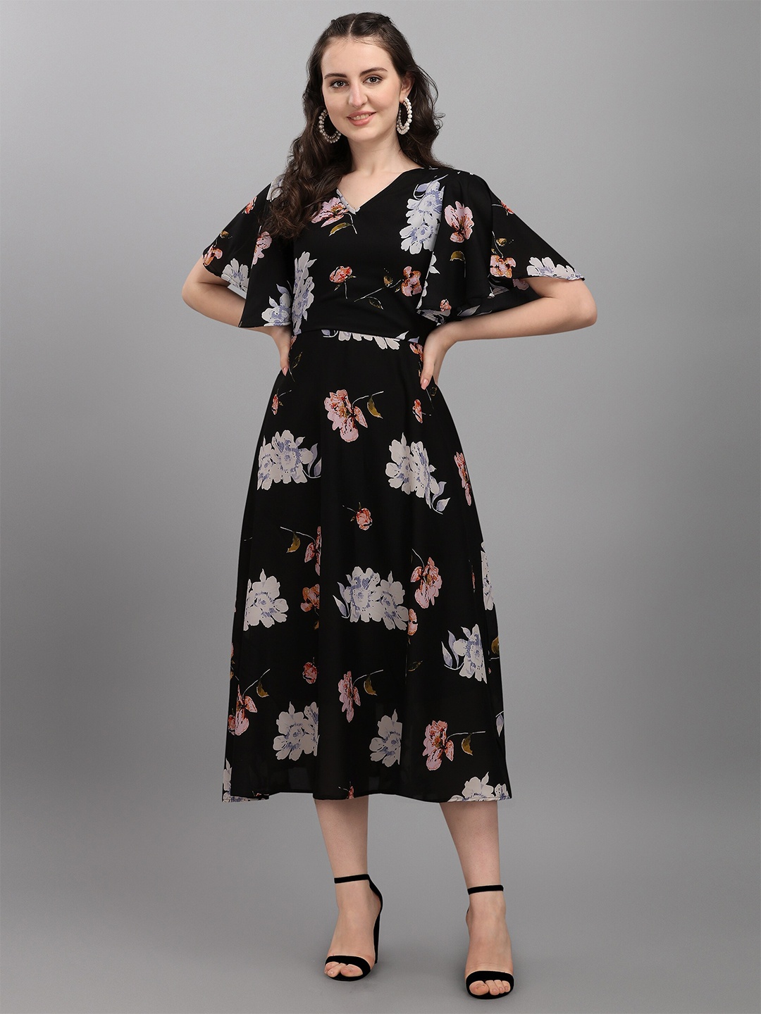 

Wedani Women Black Floral Printed Chiffon Midi Dress