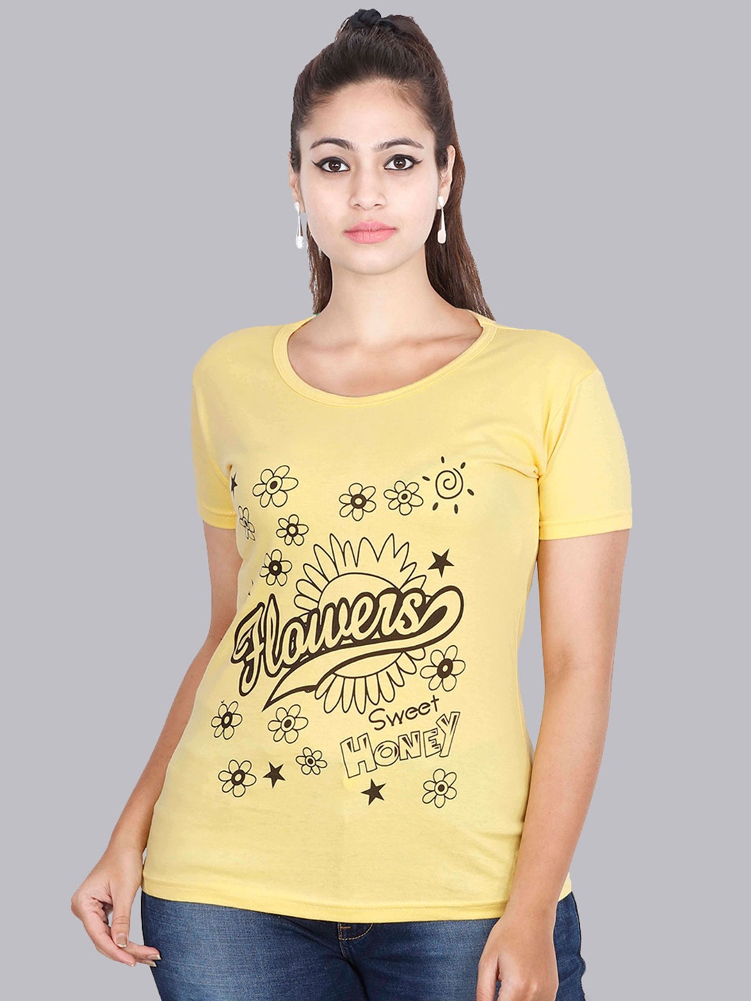 

Fleximaa Women Yellow Typography Printed T-shirt