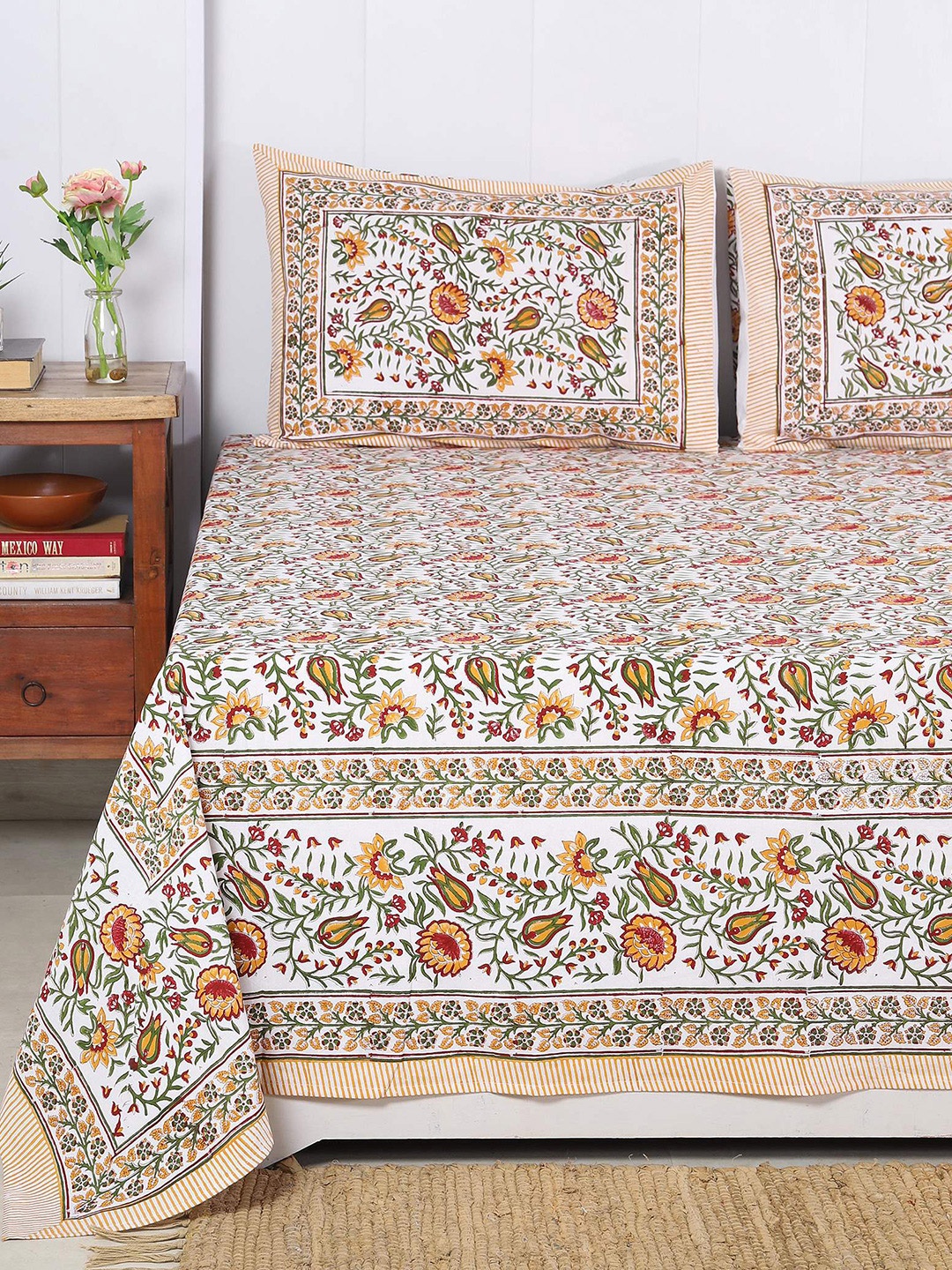 

HANDICRAFT PALACE White & Orange Floral 300 TC Queen Bedsheet with 2 Pillow Covers