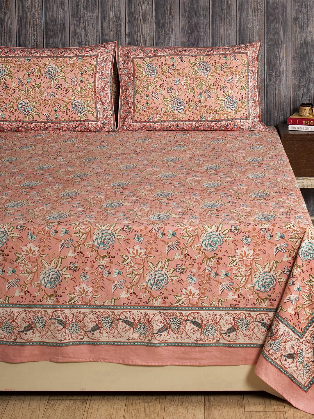 

HANDICRAFT PALACE Beige & Blue Floral 300 TC Queen Bedsheet with 2 Pillow Covers