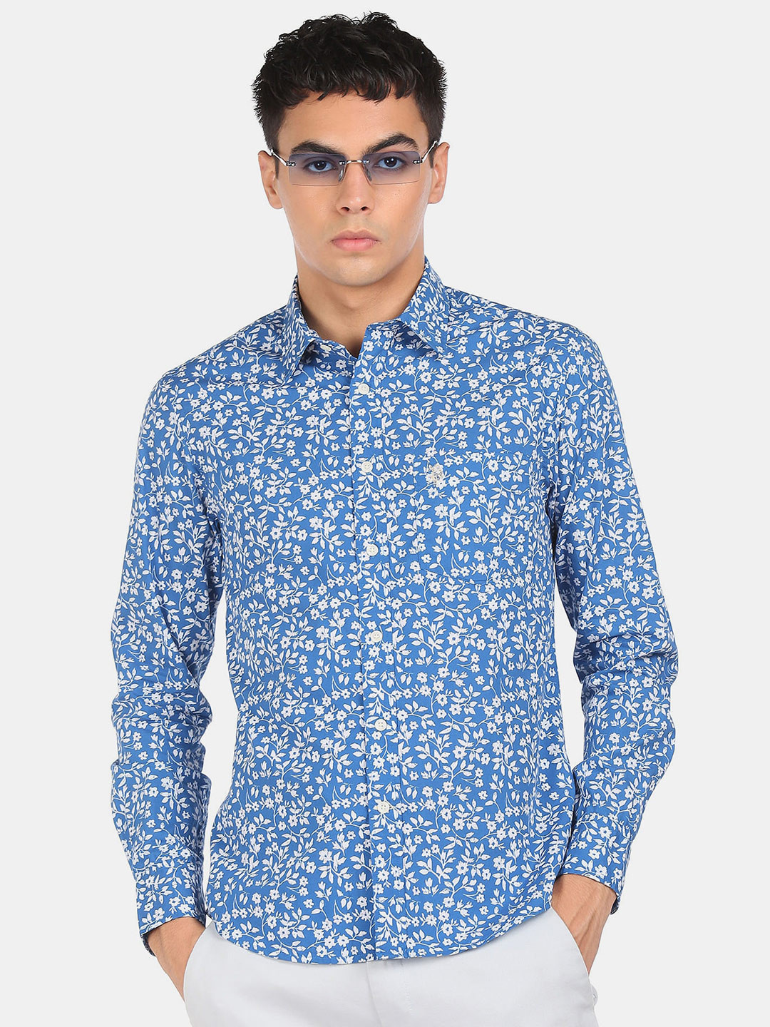 

U S Polo Assn Men Blue Regular Fit Floral Printed Cotton Casual Shirt