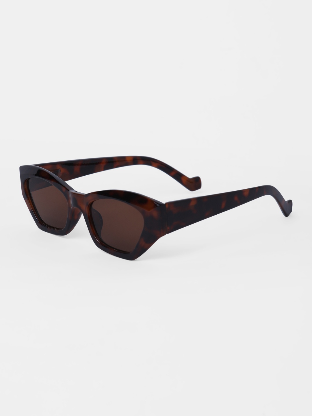 

Vero Moda Women Brown Lens & Black Sunglasses 1538909001