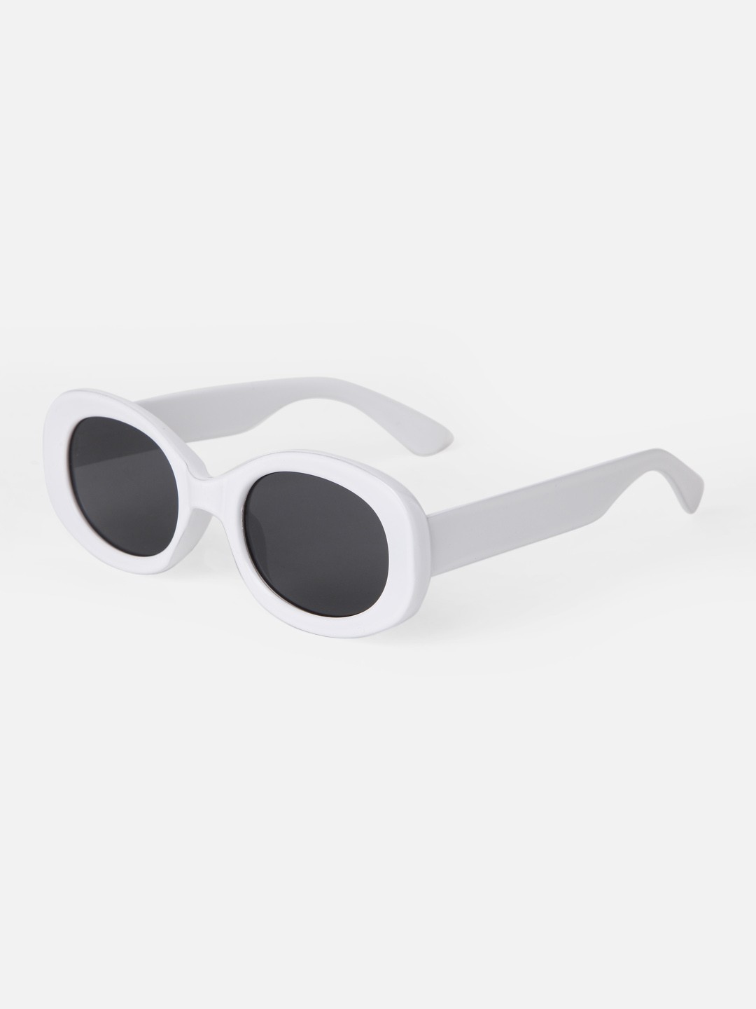 

Vero Moda Women Black Lens & White Oval Sunglasses