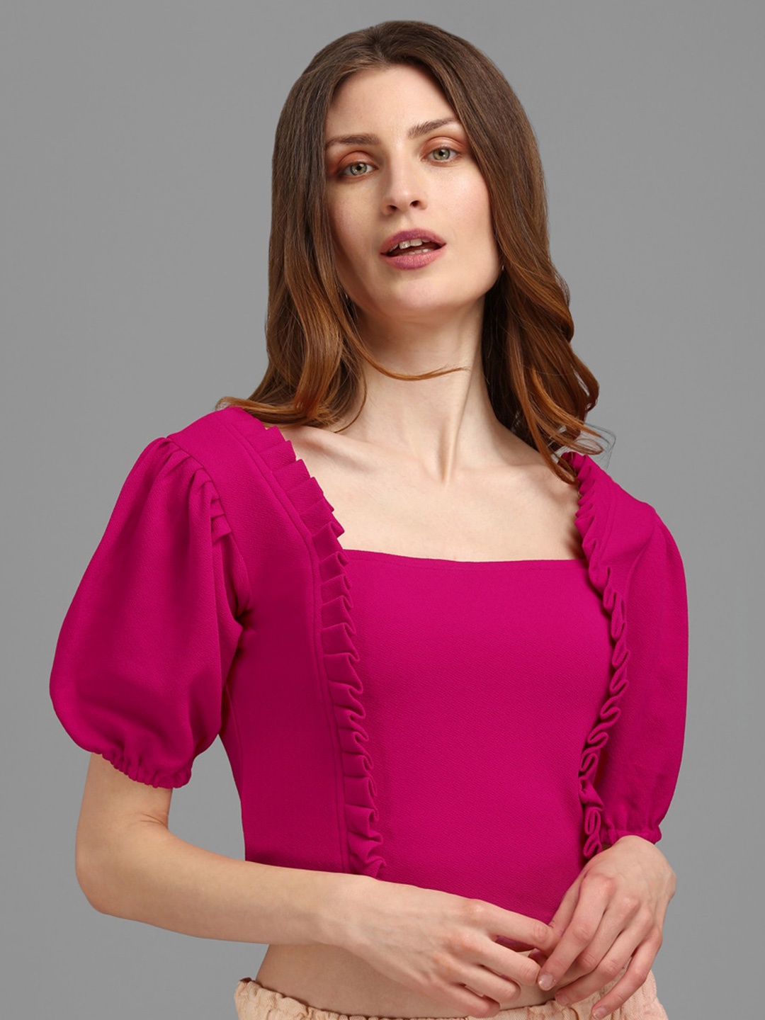 

PURVAJA Fuchsia Solid Puff Sleeves Fitted Crop Top