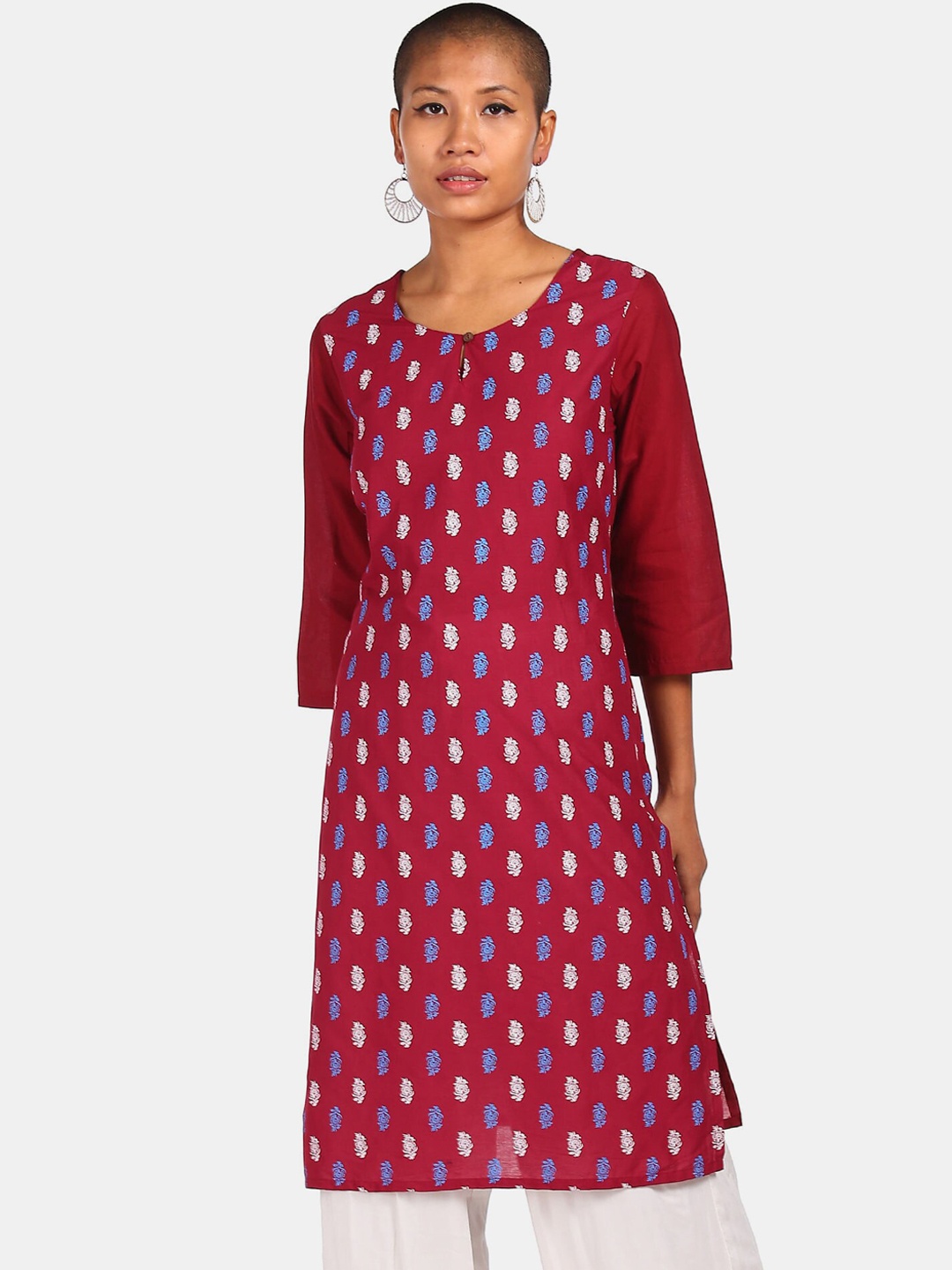 

Karigari Women Red Ethnic Motifs Checked Thread Work Kurta