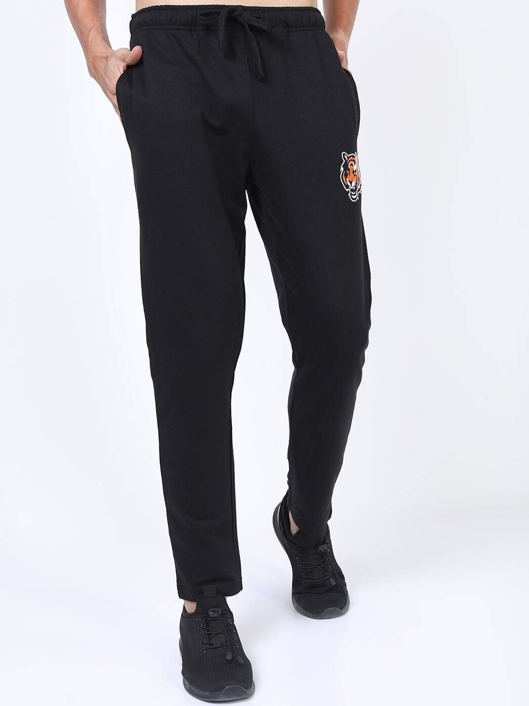 

KETCH Men Black Tiger Graphic Printed Cotton Track Pants