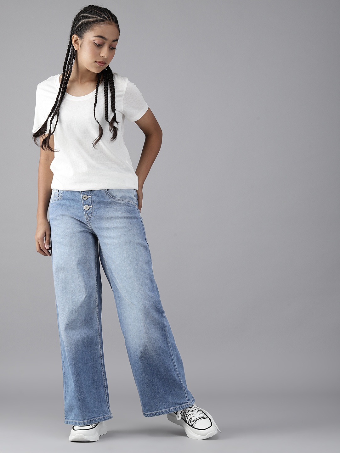 

UTH by Roadster Teen Girls Wide Leg Heavy Fade Stretchable Jeans, Blue
