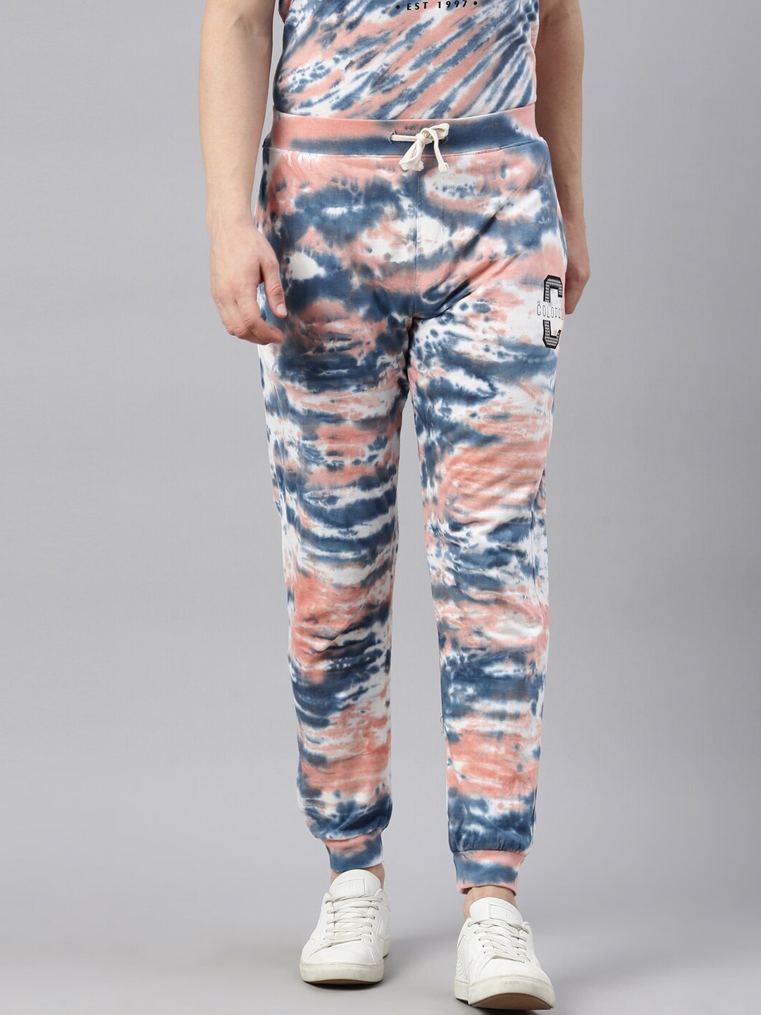 

Joven Men Grey & Peach-Colored Tie & Dye Joggers