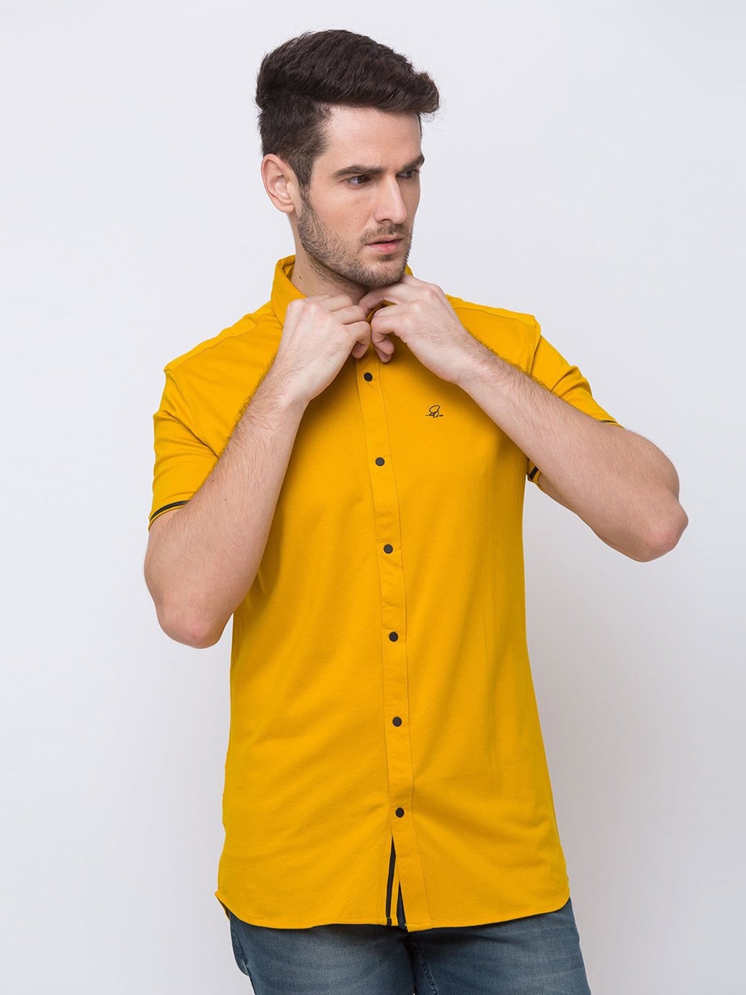 

Status Quo Men Yellow Classic Casual Shirt