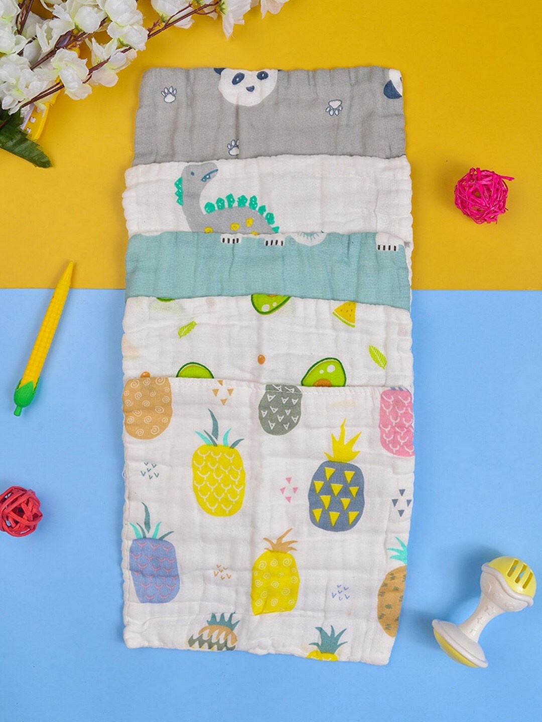 

POPLINS Kids Pack of 5 Printed Washable Baby Care Napkins/Wiping Cloth, White